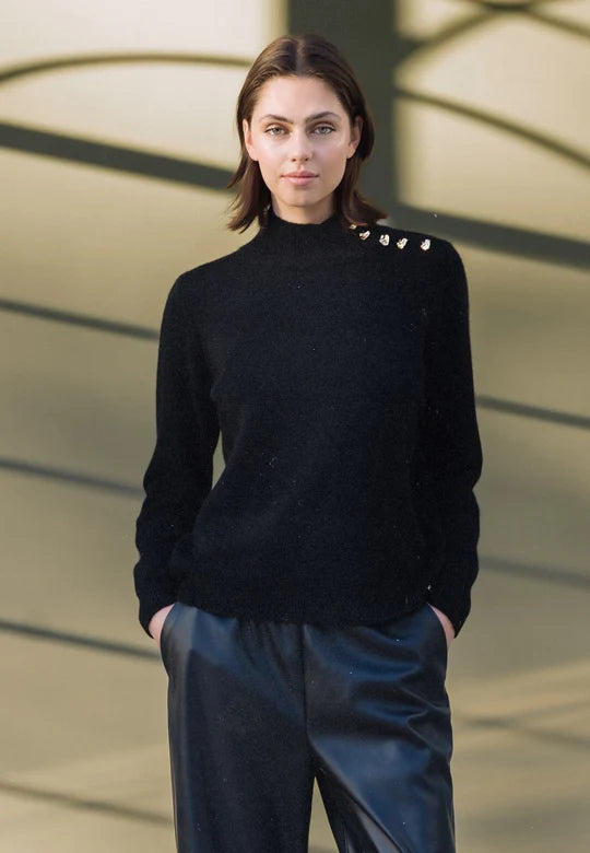 Dea Kudibal Casmira Black