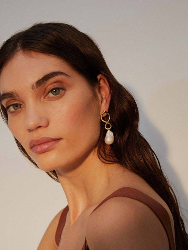 Shyla Corsica earrings Pearl