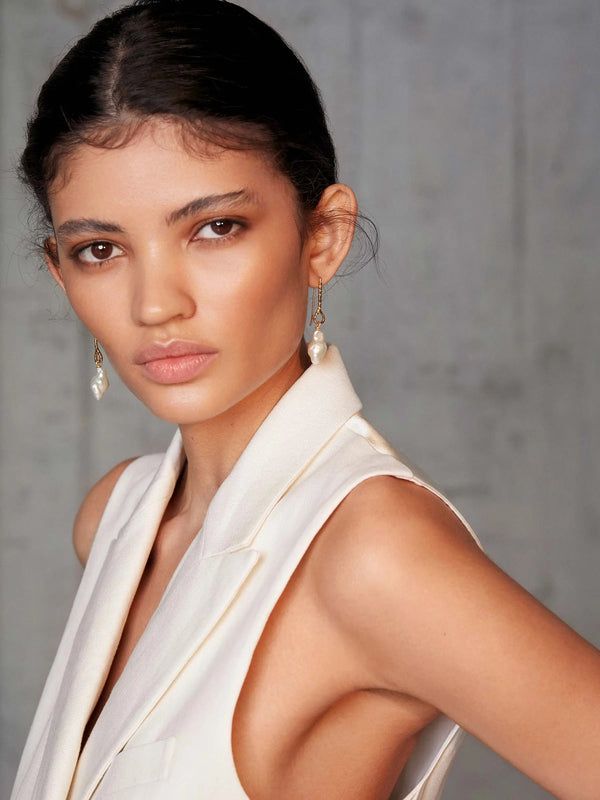 Shyla Helena earrings Pearl