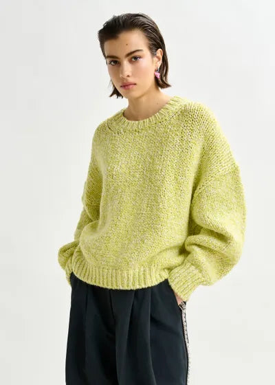 Essentiel Antwerp Izura School Bus